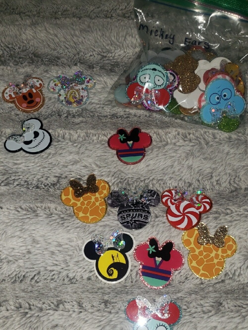 Acrylics-Small - Picture 13 of 16